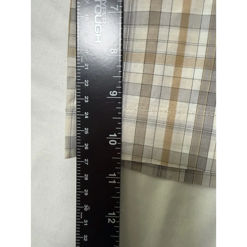 Banana Republic Men's Plaid Shorts Size 32 Beige Gray Tan Chino Casual